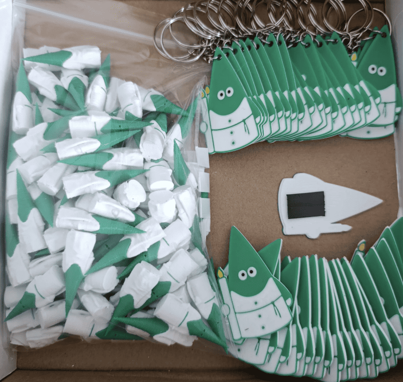Llaveros e imanes de nazarenos para regalo por lotes
