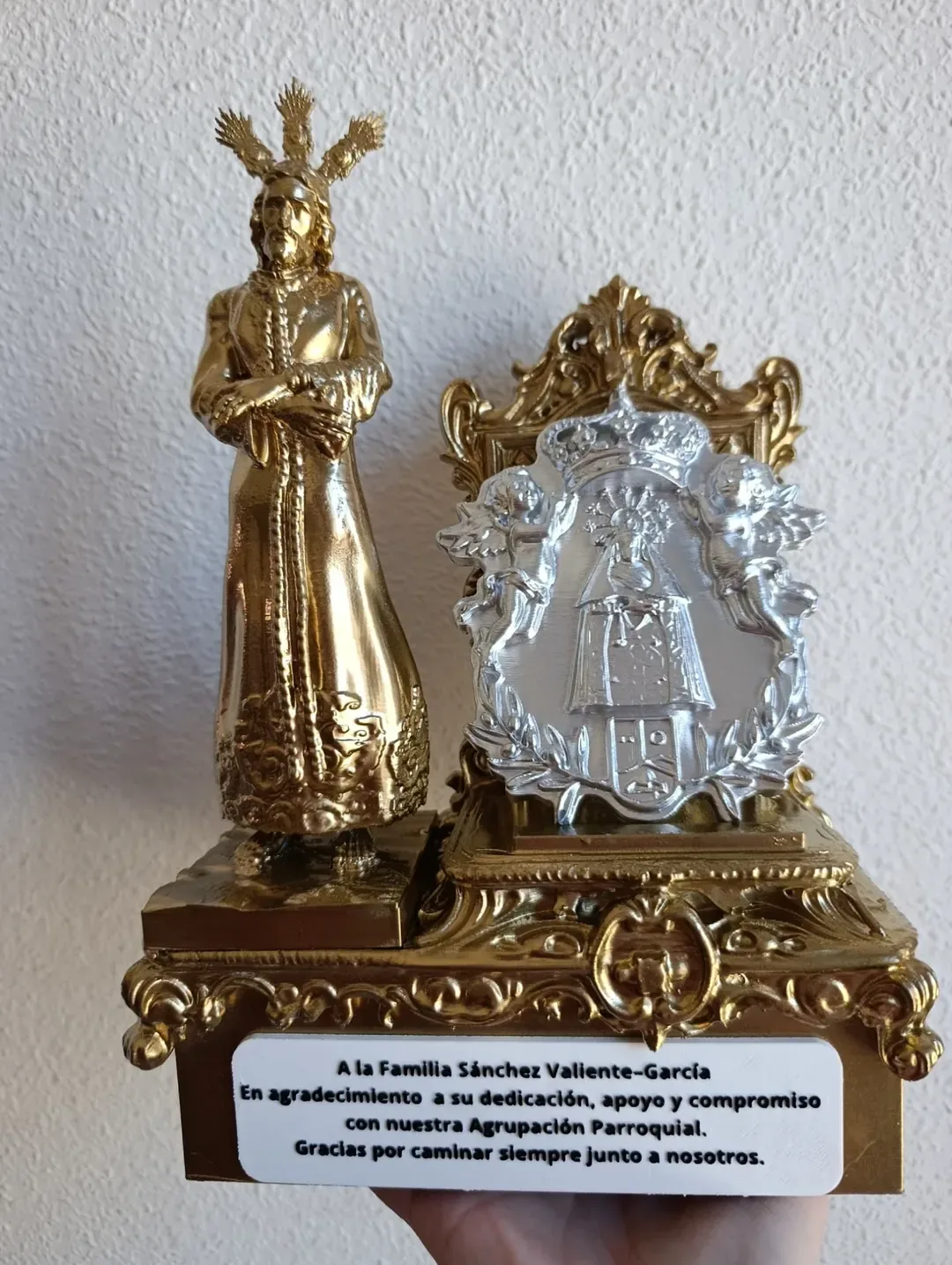 Trofeo de agradecimiento para capataz de hermandad